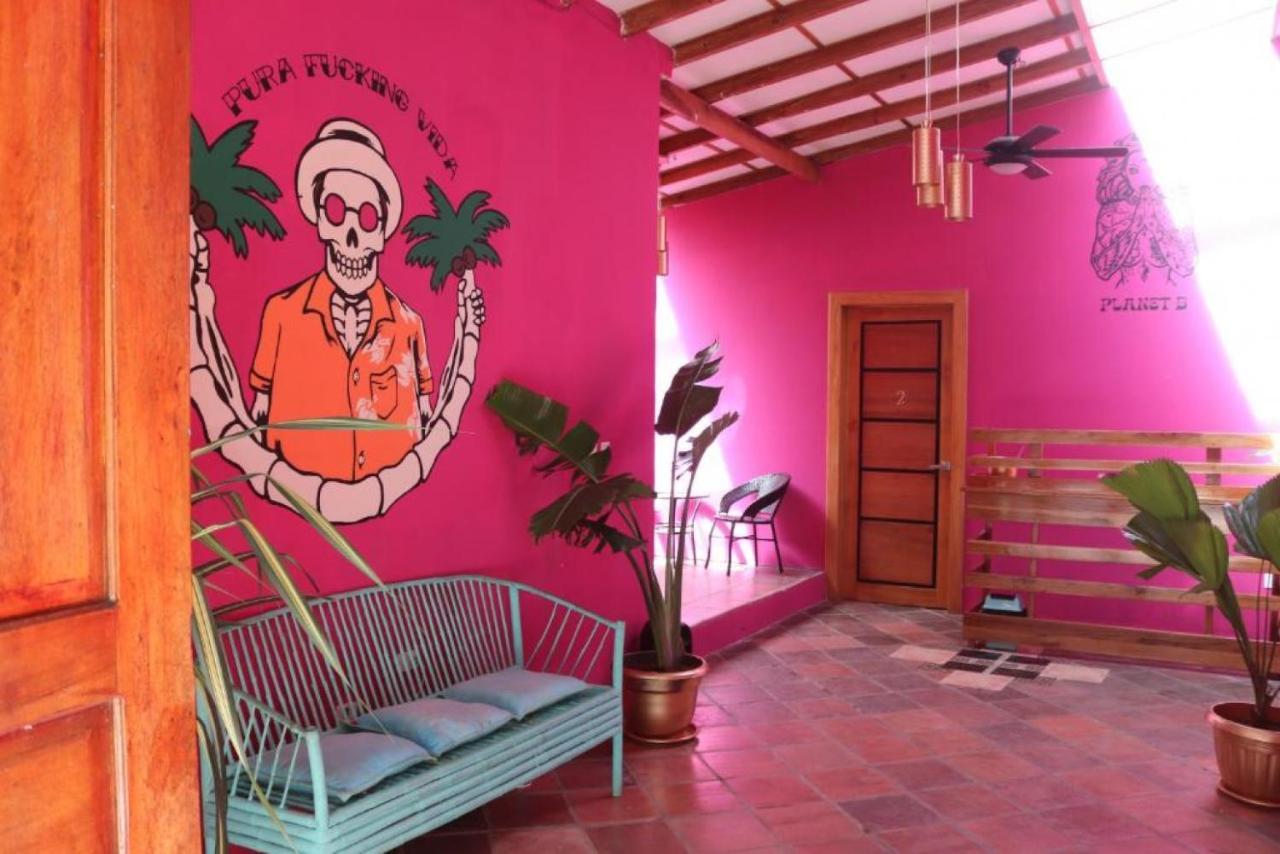 Planet B Hostel - Adults Only Manuel Antonio Exterior photo
